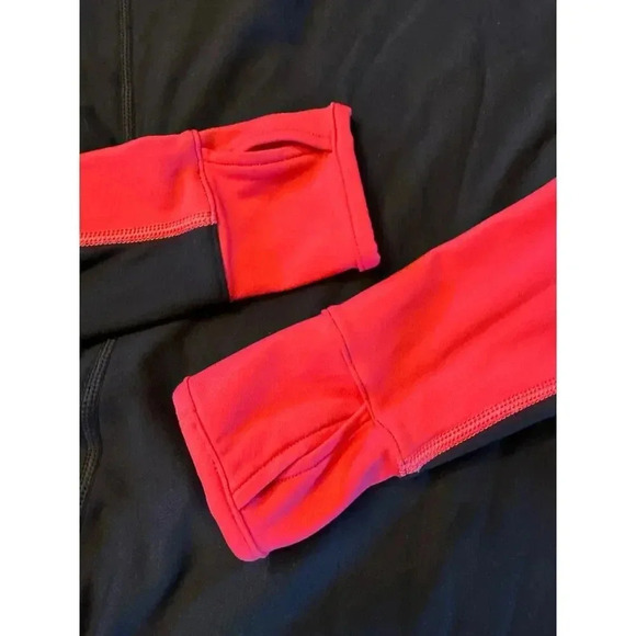 UNDER ARMOUR cold gear Size Small top - Picture 3 of 4